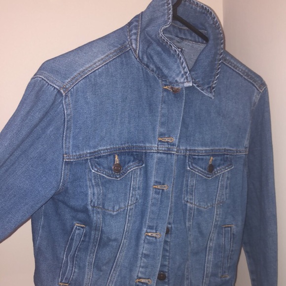 Jean jacket - Picture 1 of 1